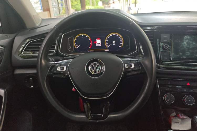 Used Volkswagen T-ROC 2020 280TSI DSG Two-Wheel-Drive Luxury Version Steering Wheel