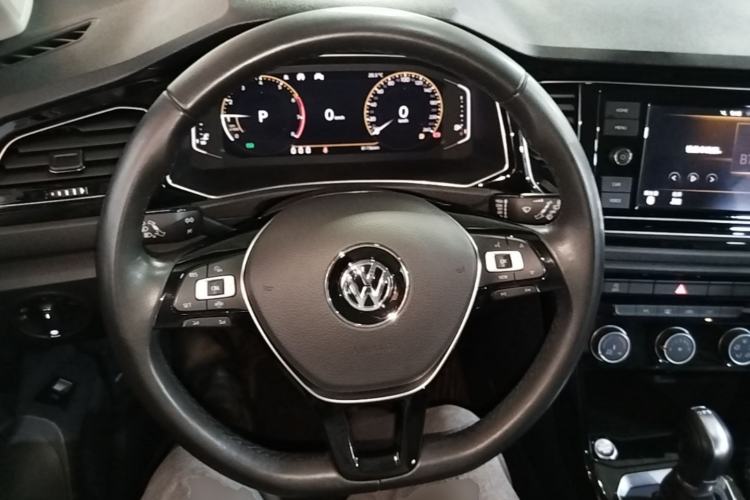 Used Volkswagen T-ROC 2020 280TSI DSG Two-Wheel Drive Comfort Version Steering Wheel