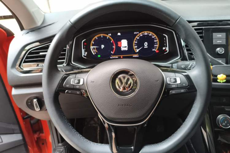Used Volkswagen T-ROC 2020 280TSI DSG Two-Wheel Drive Comfort Version Steering Wheel