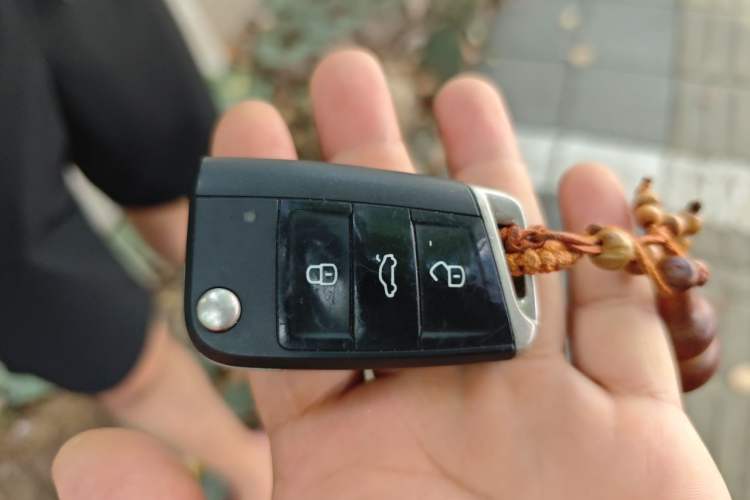 Used Volkswagen T-ROC 2020 280TSI DSG Two-Wheel-Drive Luxury Version Vehicle Key