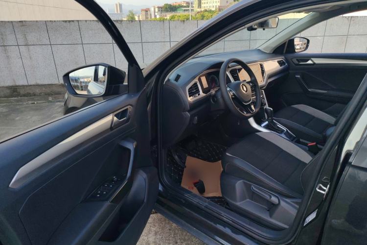 Used Volkswagen T-ROC 2021 280TSI DSG Two-Wheel Drive Elite Connect Edition Driver Seat