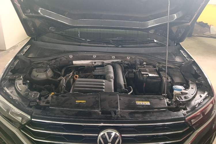 Used Volkswagen T-ROC 2021 Revised Version 280TSI DSG Two-Wheel Drive Elite Connect Edition Engine Bay