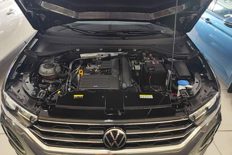 Used Volkswagen T-ROC 2021 Revised Version 280TSI DSG Two-Wheel Drive Elite Connect Edition Engine Bay
