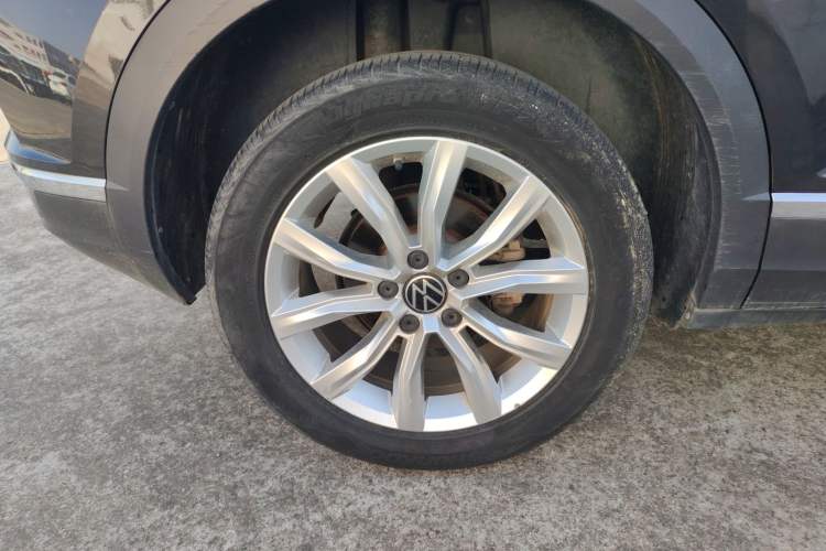 Used Volkswagen T-ROC 2021 280TSI DSG Two-Wheel Drive Elite Connect Edition Exterior 5