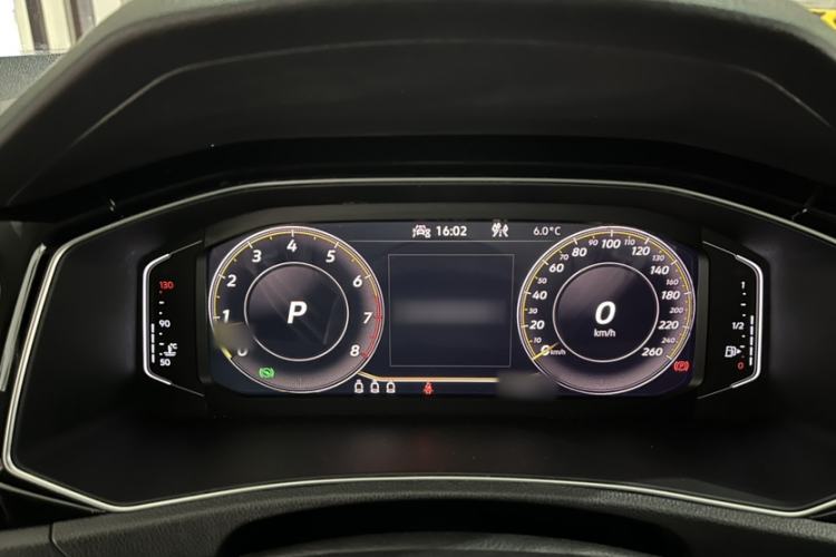 Used Volkswagen T-ROC 2021 280TSI DSG Two-Wheel Drive Comfort Connect 30th Anniversary Edition Instrument Cluster