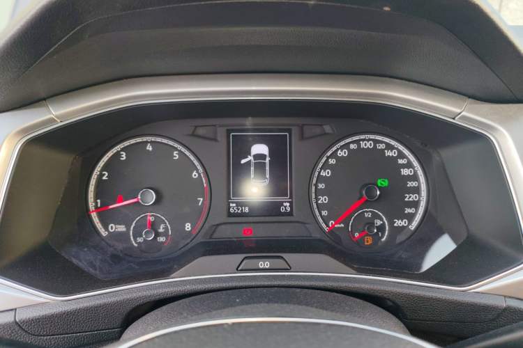 Used Volkswagen T-ROC 2021 280TSI DSG Two-Wheel Drive Elite Connect Edition Instrument Cluster