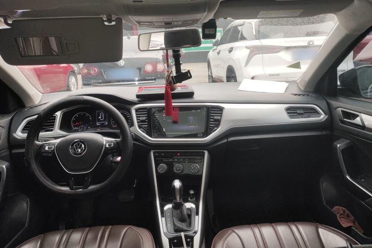 Used Volkswagen T-ROC 2021 Revised Version 280TSI DSG Two-Wheel Drive Elite Connect Edition Interior 2