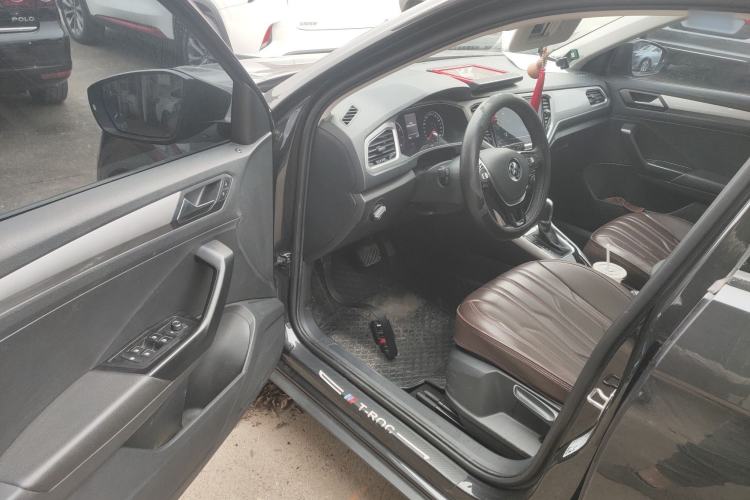 Used Volkswagen T-ROC 2021 Revised Version 280TSI DSG Two-Wheel Drive Elite Connect Edition Interior 3