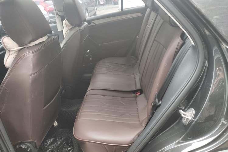 Used Volkswagen T-ROC 2021 Revised Version 280TSI DSG Two-Wheel Drive Elite Connect Edition Interior 4