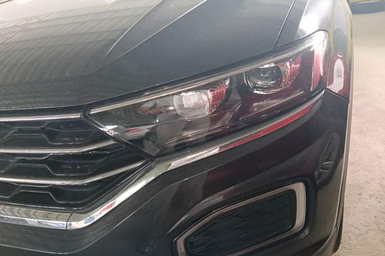 Used Volkswagen T-ROC 2021 Revised Version 280TSI DSG Two-Wheel Drive Elite Connect Edition Left Front Headlight