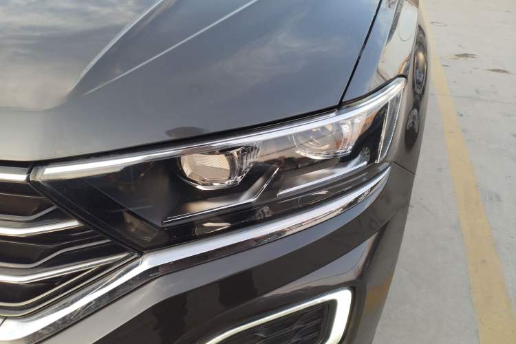 Used Volkswagen T-ROC 2021 280TSI DSG Two-Wheel Drive Comfort Connect Edition Left Front Headlight