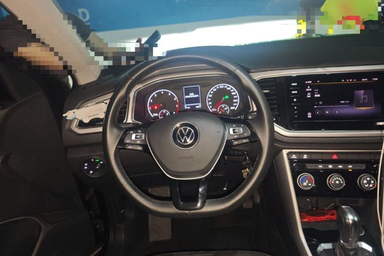 Used Volkswagen T-ROC 2021 280TSI DSG Two-Wheel Drive Elite Connect Edition Steering Wheel