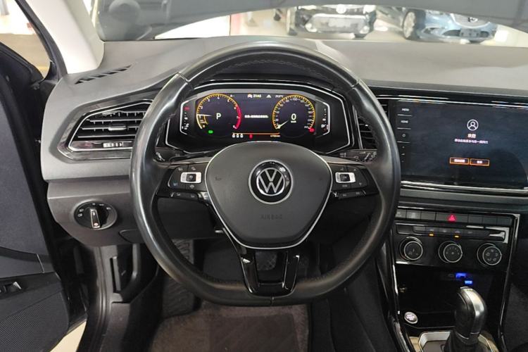 Used Volkswagen T-ROC 2021 Revised Version 280TSI DSG Two-Wheel Drive Elite Connect Edition Steering Wheel