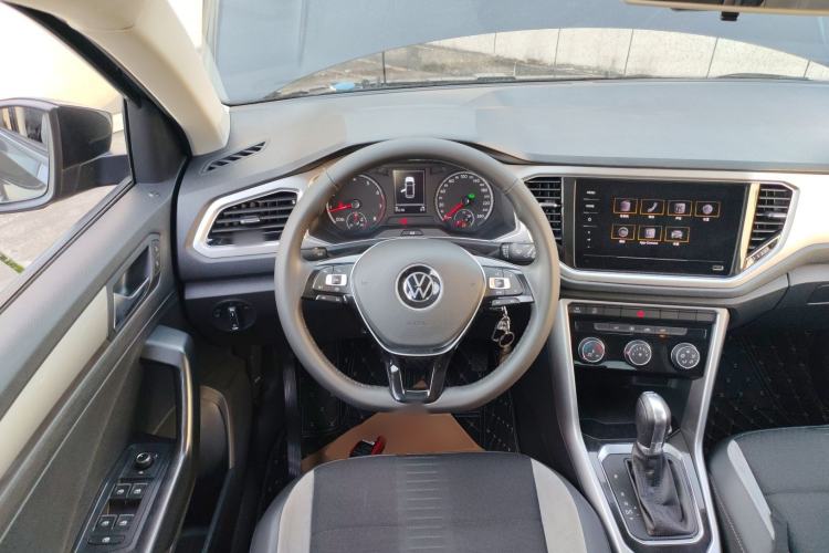 Used Volkswagen T-ROC 2021 280TSI DSG Two-Wheel Drive Elite Connect Edition Steering Wheel