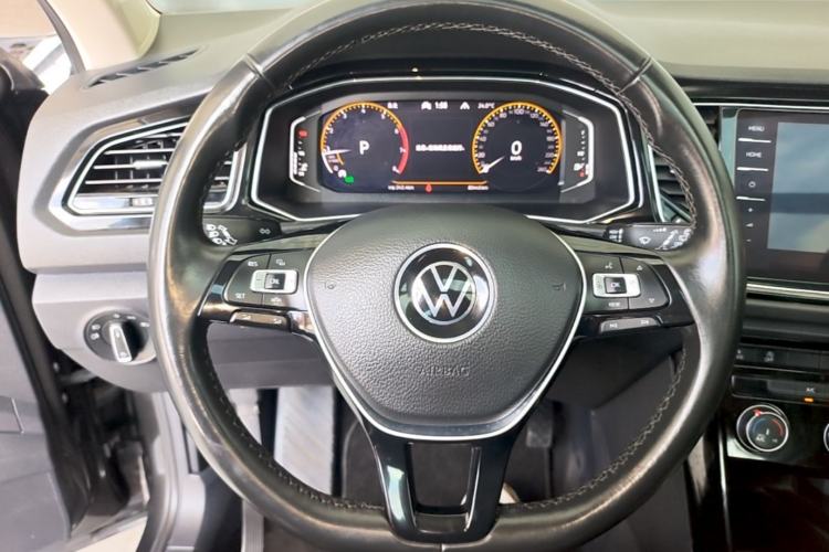 Used Volkswagen T-ROC 2021 280TSI DSG Two-Wheel Drive Comfort Connect Edition Steering Wheel