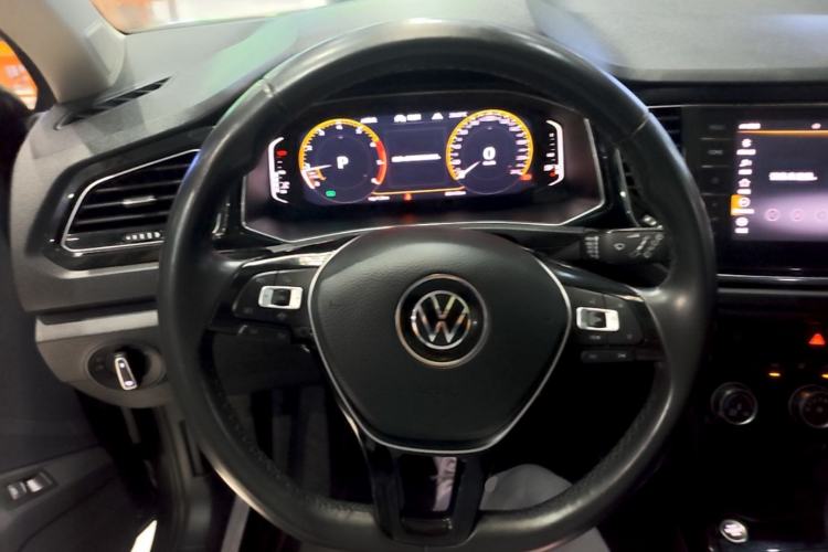 Used Volkswagen T-ROC 2021 280TSI DSG Two-Wheel Drive Comfort Connect Edition Steering Wheel