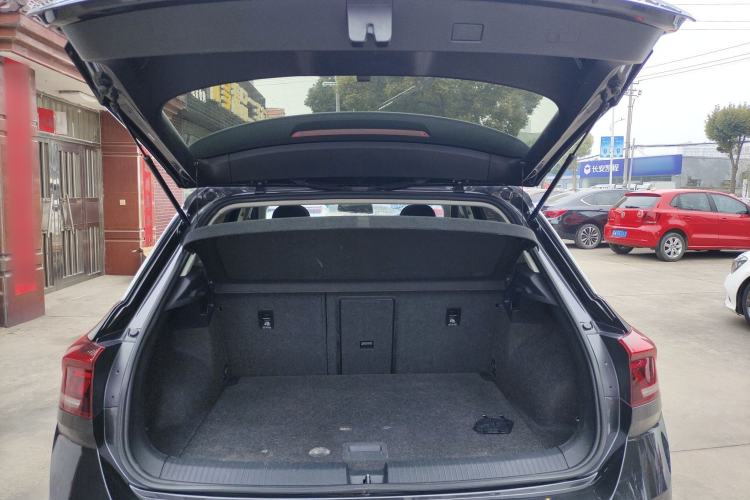Used Volkswagen T-ROC 2021 Revised Version 280TSI DSG Two-Wheel Drive Elite Connect Edition Trunk