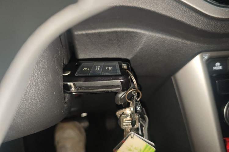 Used Volkswagen T-ROC 2021 280TSI DSG Two-Wheel Drive Elite Connect Edition Vehicle Key