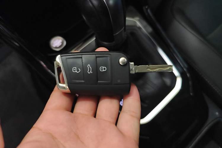 Used Volkswagen T-ROC 2021 Revised Version 280TSI DSG Two-Wheel Drive Elite Connect Edition Vehicle Key