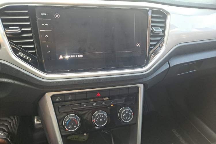 Used Volkswagen T-ROC 2021 280TSI DSG Two-Wheel Drive R-Line Pro Connected Version Audio And AC Panel
