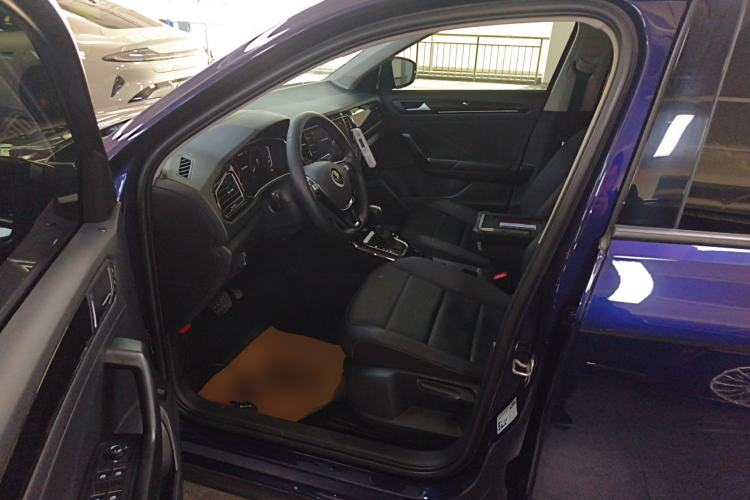 Used Volkswagen T-ROC 2021 280TSI DSG Two-Wheel Drive Comfort Connect Edition Driver Seat