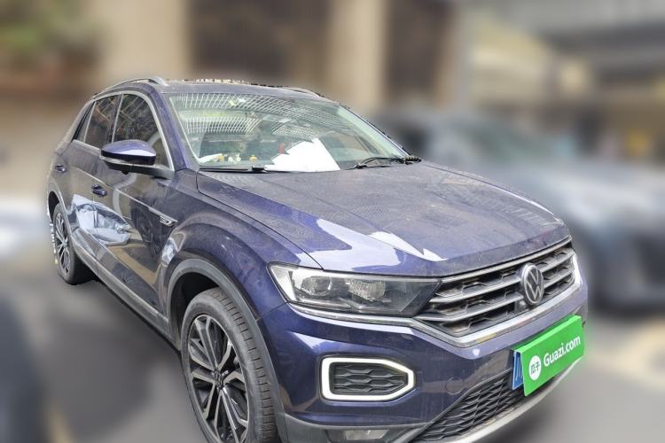 Used Volkswagen T-ROC 2021 280TSI DSG Two-Wheel Drive Comfort Connect Edition Front Right 45 Deg