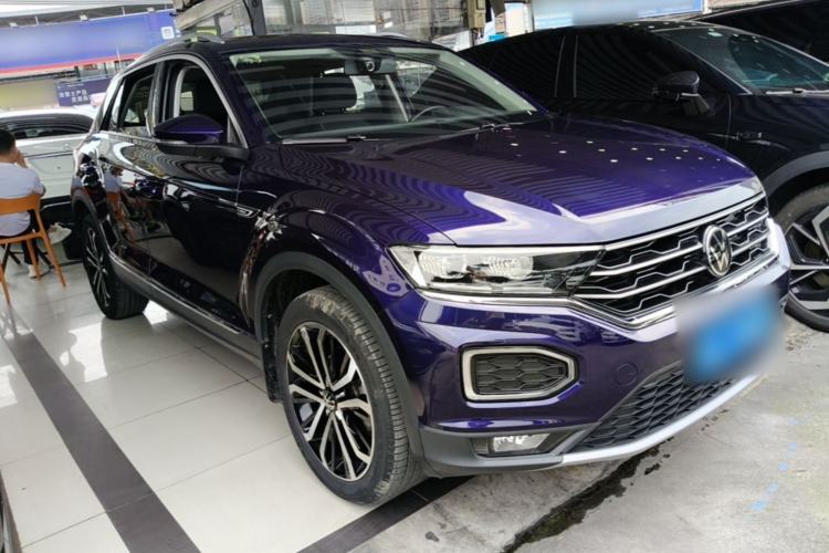 Used Volkswagen T-ROC 2021 280TSI DSG Two-Wheel Drive Comfort Connect Edition Front Right 45 Deg
