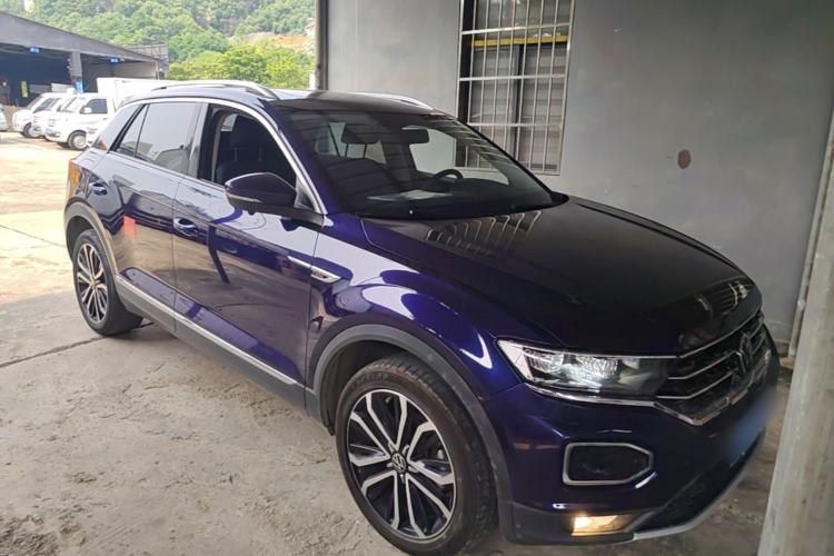 Used Volkswagen T-ROC 2021 Revised Version 280TSI DSG Two-Wheel Drive Comfort & Smart Connectivity Edition Front Right 45 Deg