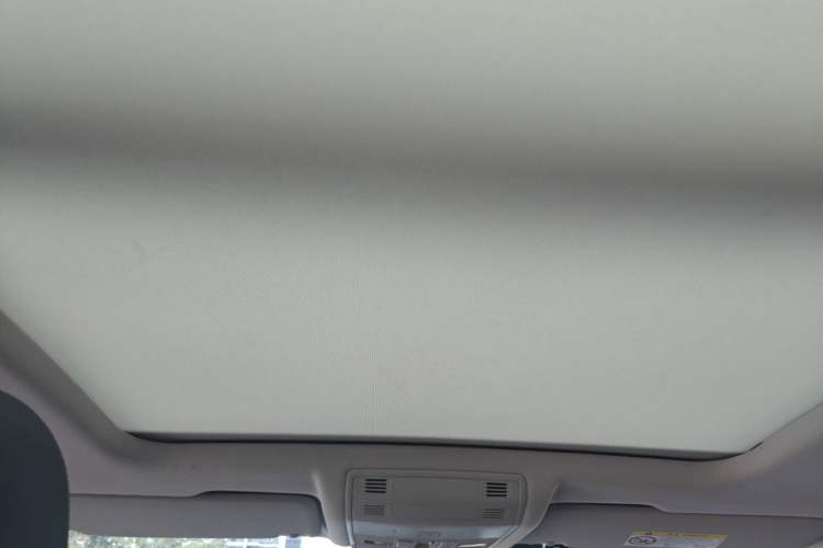 Used Volkswagen T-ROC 2021 Revised Version 280TSI DSG Two-Wheel Drive Comfort & Smart Connectivity Edition Headliner