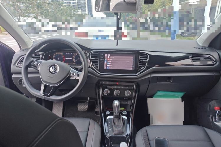 Used Volkswagen T-ROC 2021 Revised Version 280TSI DSG Two-Wheel Drive Comfort & Smart Connectivity Edition Interior 2
