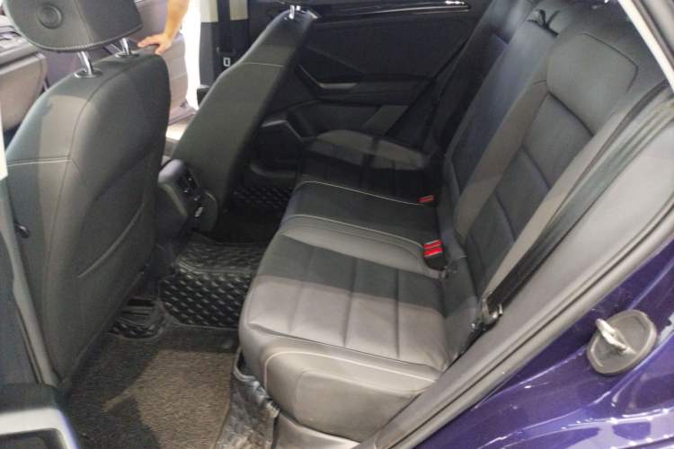 Used Volkswagen T-ROC 2021 280TSI DSG Two-Wheel Drive Comfort Connect Edition Left Rear Seat