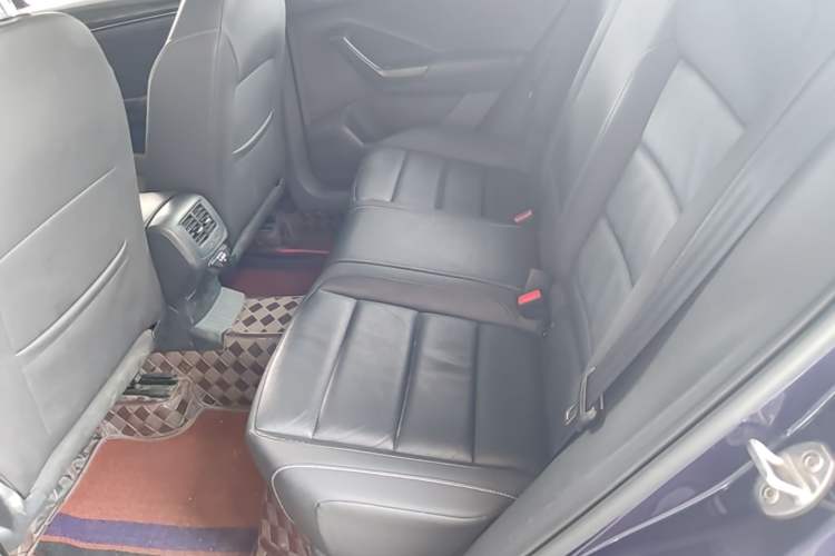 Used Volkswagen T-ROC 2021 Revised Version 280TSI DSG Two-Wheel Drive Comfort & Smart Connectivity Edition Left Rear Seat
