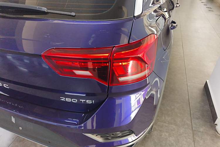 Used Volkswagen T-ROC 2021 280TSI DSG Two-Wheel Drive Comfort Connect Edition Right Rear Taillight