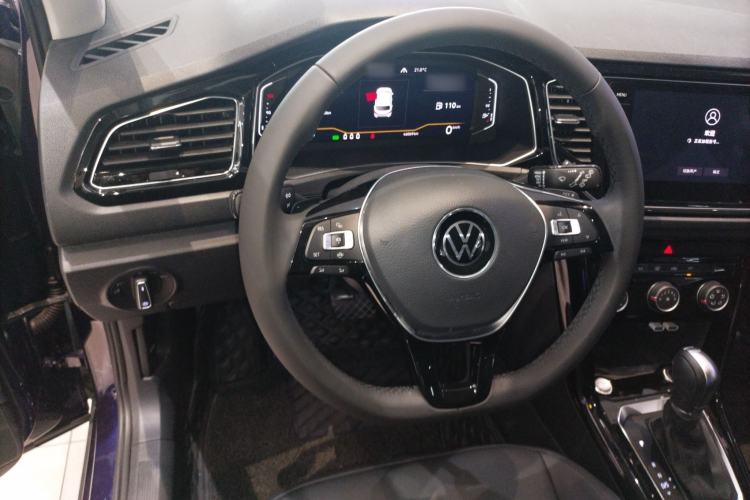 Used Volkswagen T-ROC 2021 280TSI DSG Two-Wheel Drive Comfort Connect Edition Steering Wheel