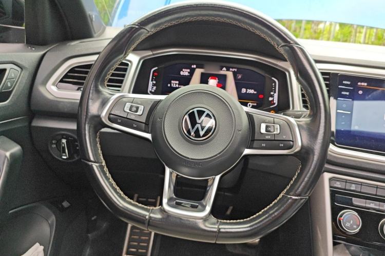 Used Volkswagen T-ROC 2021 280TSI DSG Two-Wheel Drive R-Line Pro Connected Version Steering Wheel