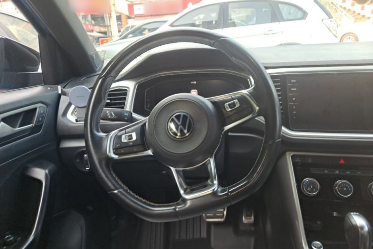 Used Volkswagen T-ROC 2021 280TSI DSG Two-Wheel Drive R-Line Pro Connected Version Steering Wheel