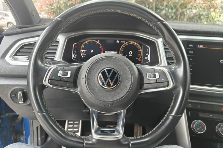 Used Volkswagen T-ROC 2021 280TSI DSG Two-Wheel Drive R-Line Pro Connected Version Steering Wheel