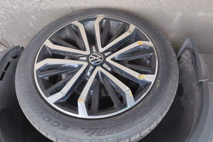 Used Volkswagen T-ROC 2021 280TSI DSG Two-Wheel Drive Comfort Connect Edition Exterior 1