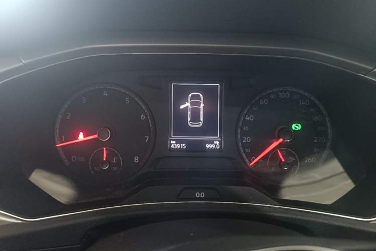 Used Volkswagen T-ROC 2021 Revised Version 280TSI DSG Two-Wheel Drive Elite Connect Edition Instrument Cluster