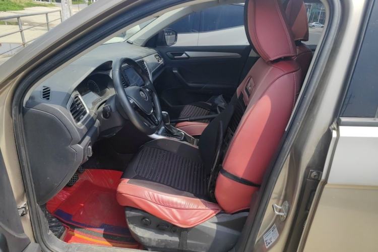 Used Volkswagen T-ROC 2021 280TSI DSG Two-Wheel Drive Elite Connect Edition Left Front Seat