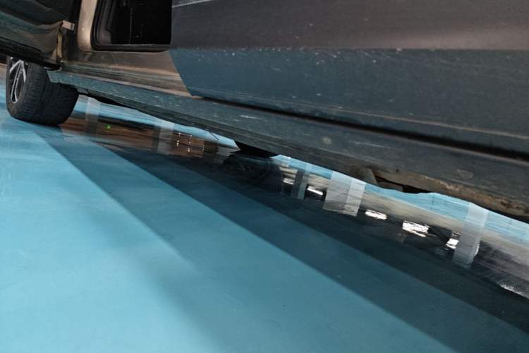 Used Volkswagen T-ROC 2021 280TSI DSG Two-Wheel Drive Comfort Connect Edition Left Side Sill