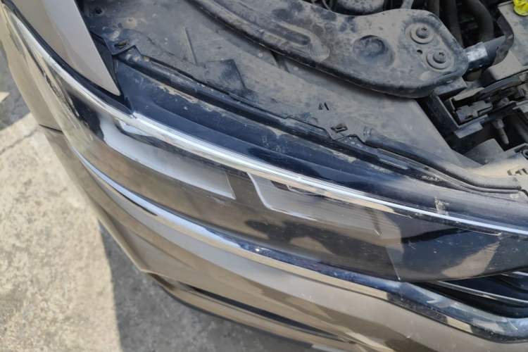 Used Volkswagen T-ROC 2021 280TSI DSG Two-Wheel Drive Elite Connect Edition Right Front Headlight