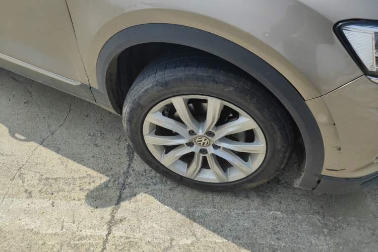 Used Volkswagen T-ROC 2021 280TSI DSG Two-Wheel Drive Elite Connect Edition Right Front Wheel Hub