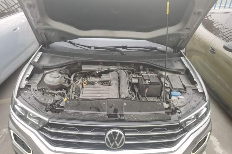 Used Volkswagen T-ROC 2021 280TSI DSG Two-Wheel Drive Comfort Connect Edition Engine Bay