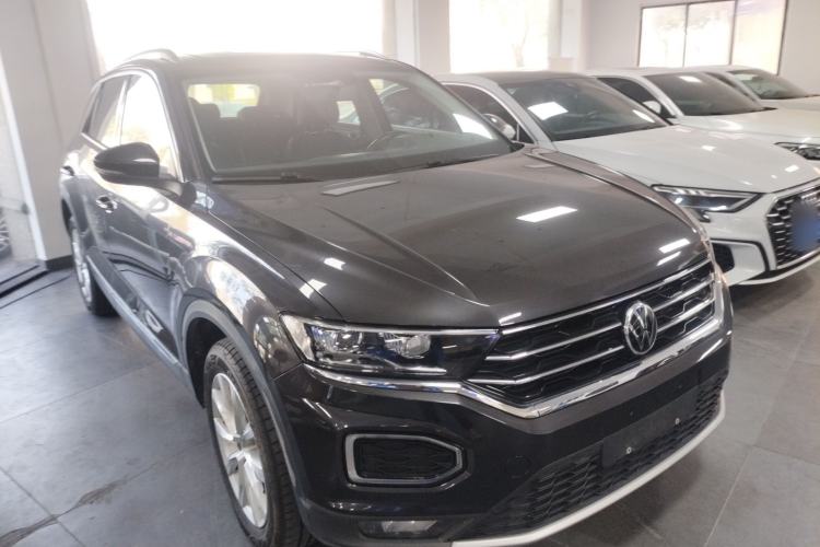Used Volkswagen T-ROC 2021 Revised Version 280TSI DSG Two-Wheel Drive Elite Connect Edition Front Right 45 Deg