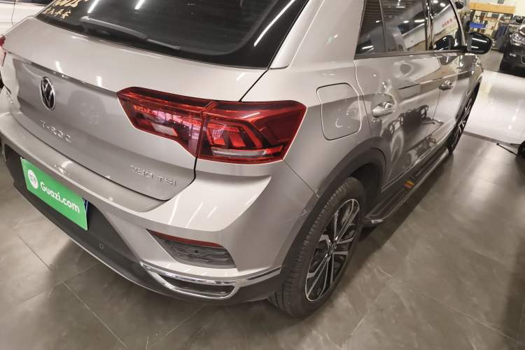 Used Volkswagen T-ROC 2021 280TSI DSG Two-Wheel Drive Comfort Connect Edition Right Rear Taillight