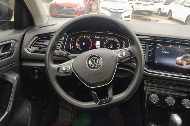 Used Volkswagen T-ROC 2021 280TSI DSG Two-Wheel Drive Comfort Connect Edition Steering Wheel