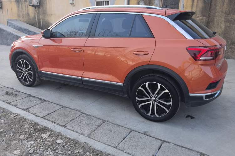 Used Volkswagen T-ROC 2021 280TSI DSG Two-Wheel Drive Comfort Connect Edition Left Side
