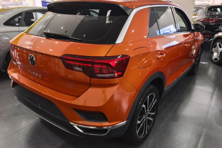 Used Volkswagen T-ROC 2021 280TSI DSG Two-Wheel Drive Comfort Connect Edition Rear Right 45 Deg