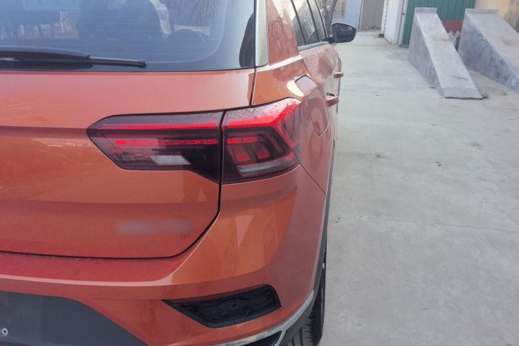 Used Volkswagen T-ROC 2021 280TSI DSG Two-Wheel Drive Comfort Connect Edition Right Rear Taillight